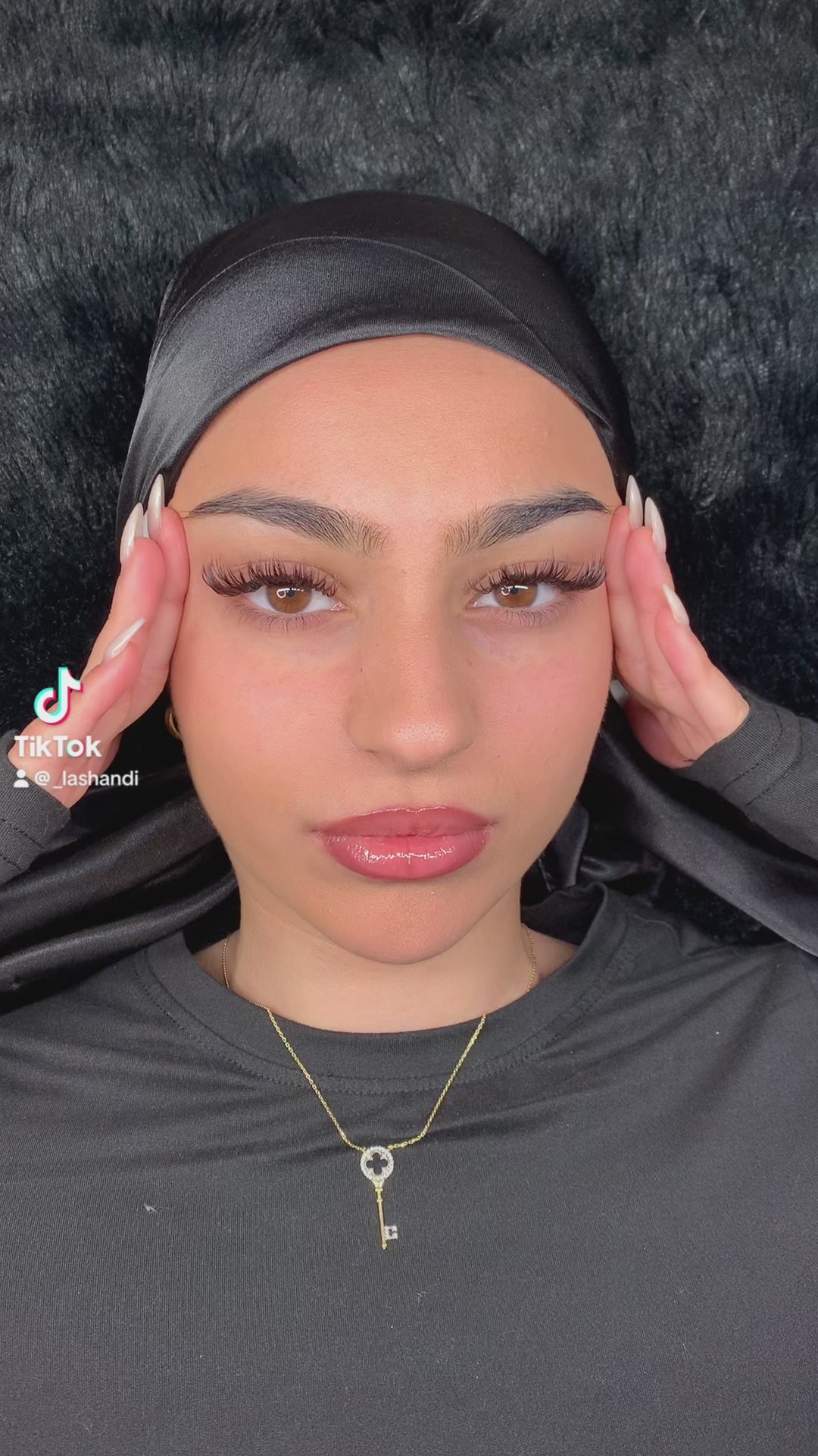 Load video: Tik tok videos brown wispy lashes